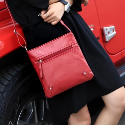 红色女士挎包 red women's handbag